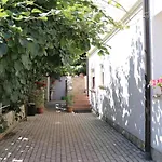 Apartment Sole
